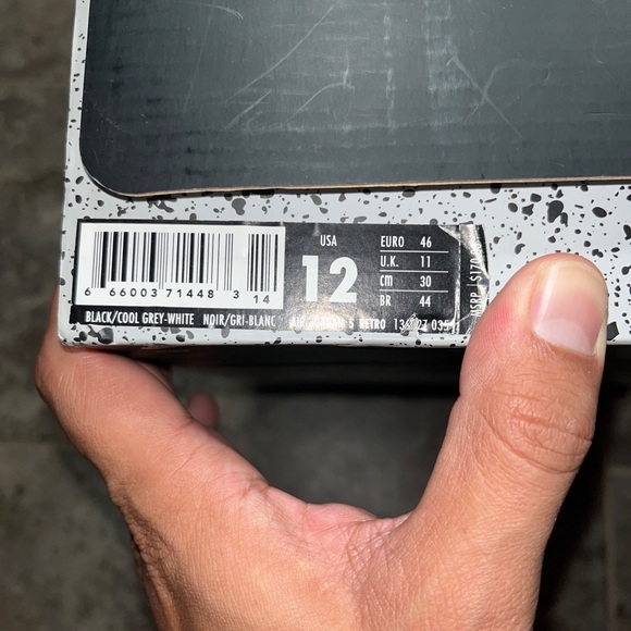 Jordan 5 size 12 - Picture 2 of 5